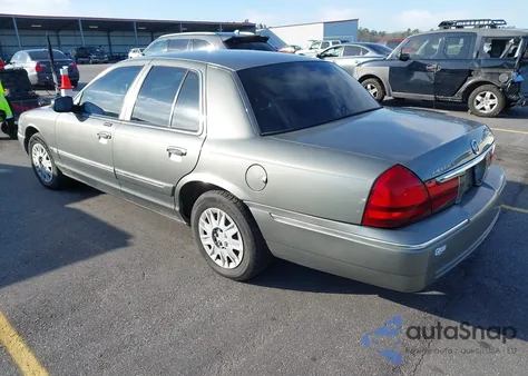 2004 Mercury Grand Marquis Gs из США, поврежденный, VIN 2MEFM74WX4X687953